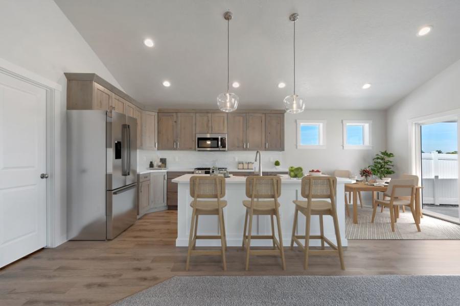 1668KayakRdEmmett9 resized-mhxvwn47_3b.jpg